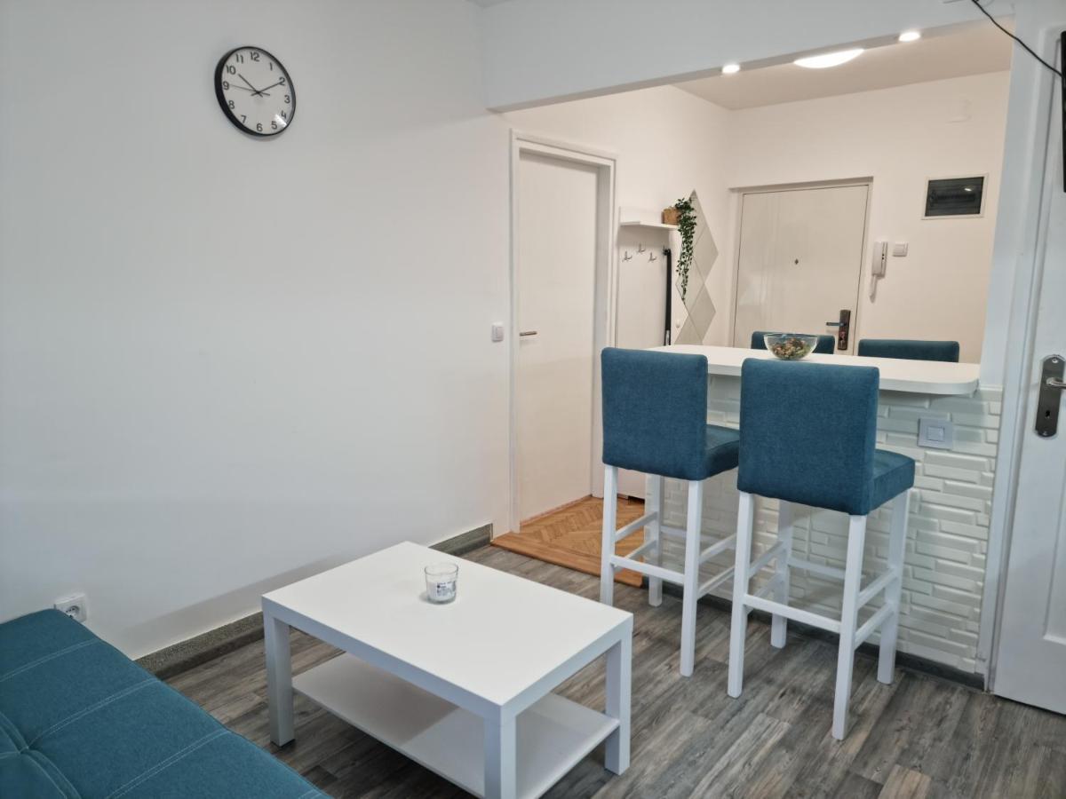 The Blue Velvet Apartment Beograd Ngoại thất bức ảnh